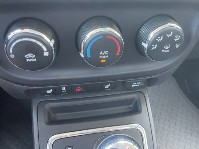 Used 2012 Jeep Patriot Latitude w/ Sun/Sound Group FWD image 35
