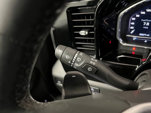 Used 2023 GMC Sierra 1500 Elevation image 32