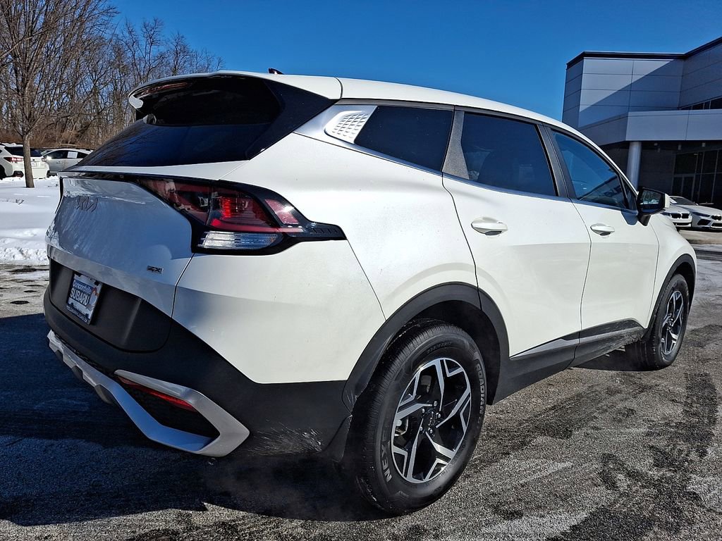 Used 2023 Kia Sportage LX image 6