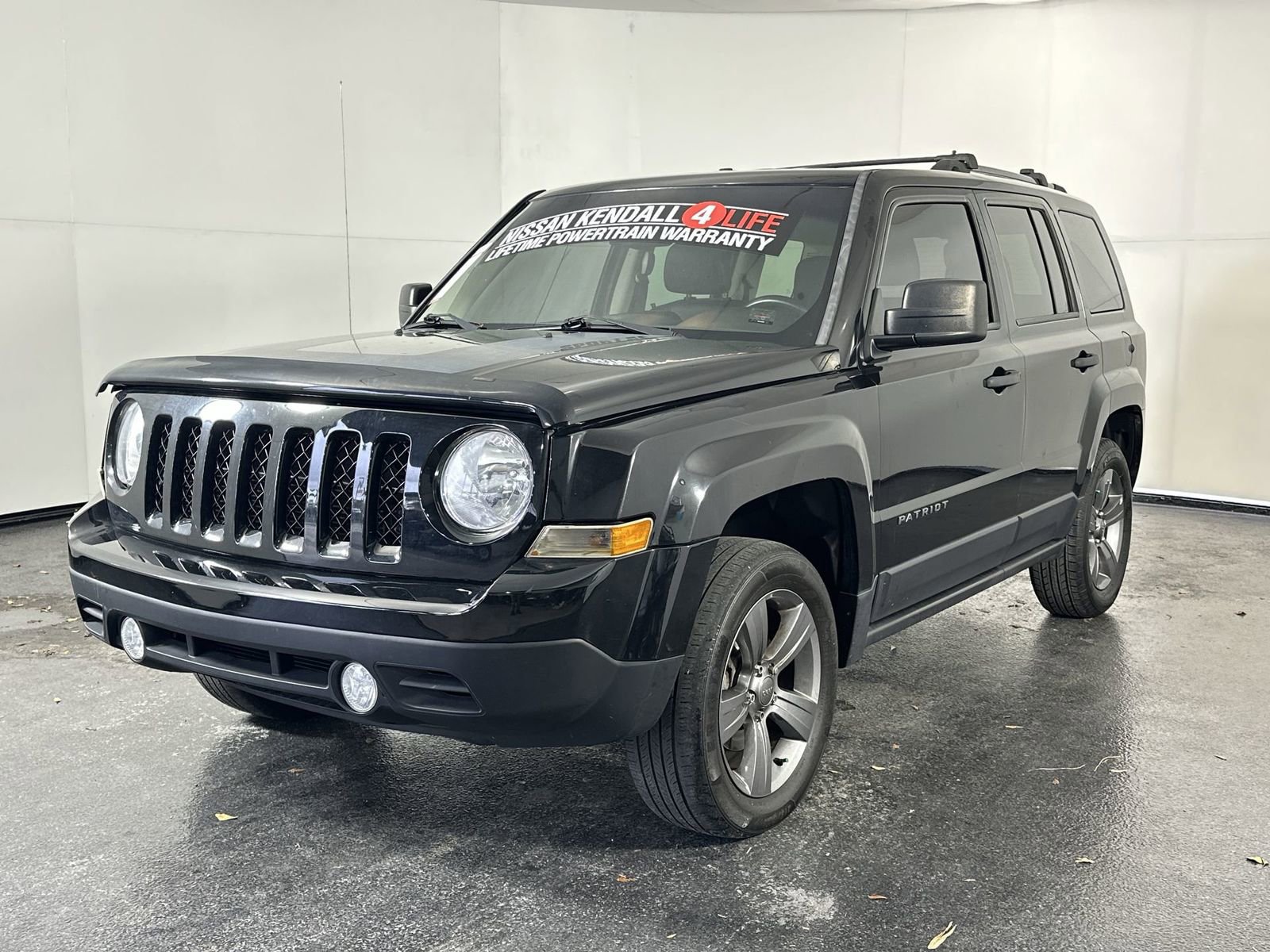 Used 2017 Jeep Patriot Sport image 6