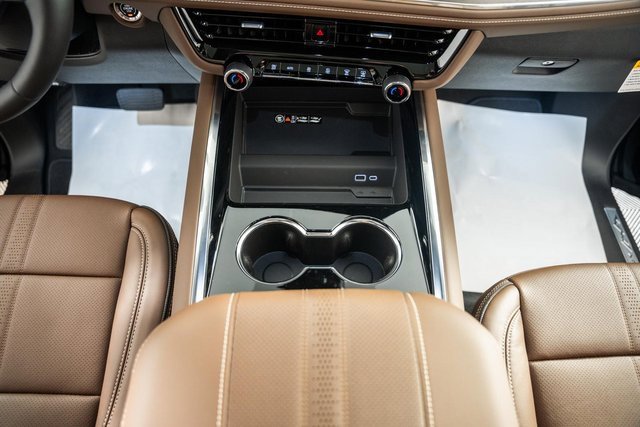 New 2026 Chevrolet Suburban High Country image 33