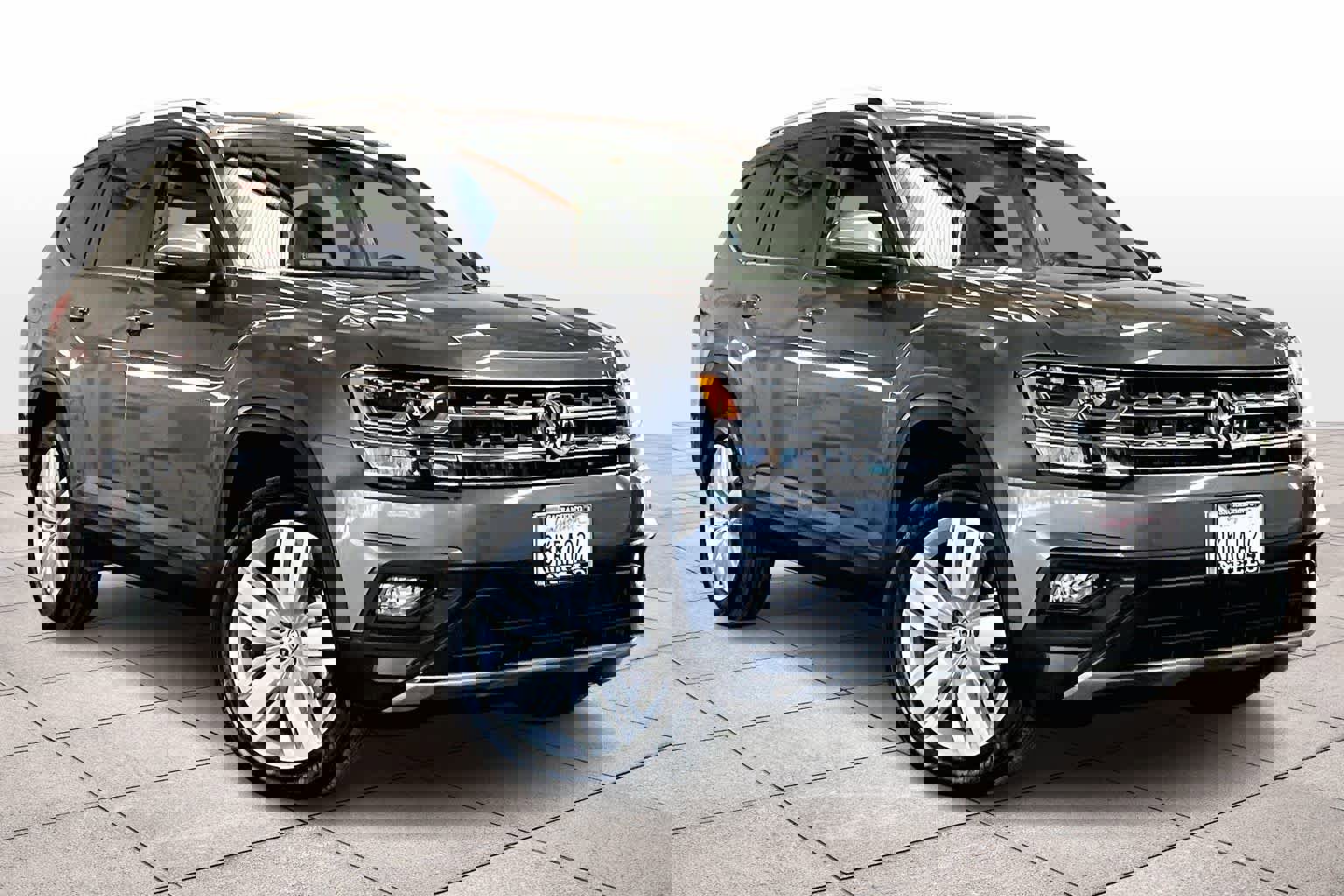 Used 2019 Volkswagen Atlas SE w/ Towing Package image 2