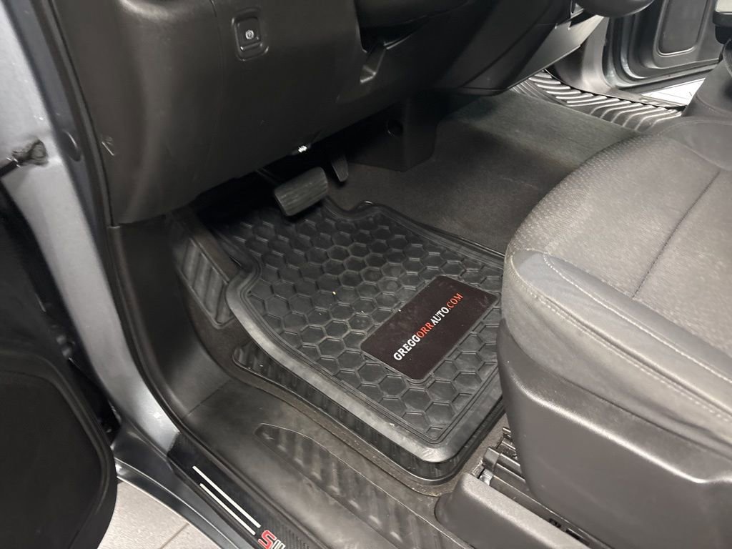 Used 2019 Chevrolet Silverado 1500 Custom Trail Boss w/ Custom Convenience Package image 14