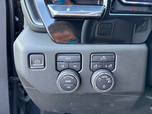 Used 2023 Chevrolet Silverado 1500 LT image 19