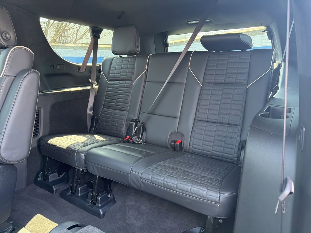 Used 2025 Cadillac Escalade ESV Sport Platinum image 21