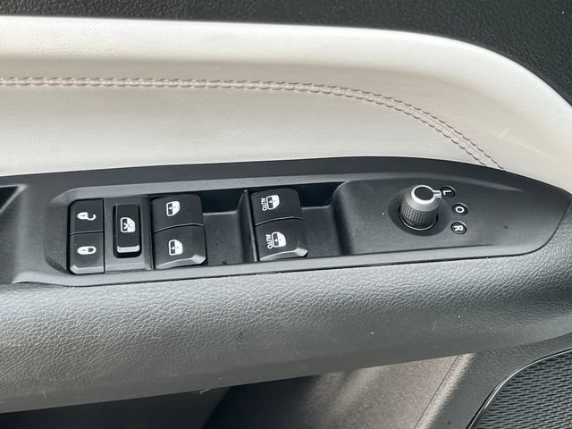 Used 2024 Jeep Compass Limited AWD/4WD image 16