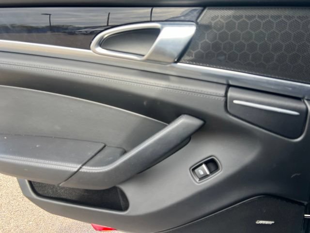 Used 2016 Porsche Panamera Edition RWD image 33