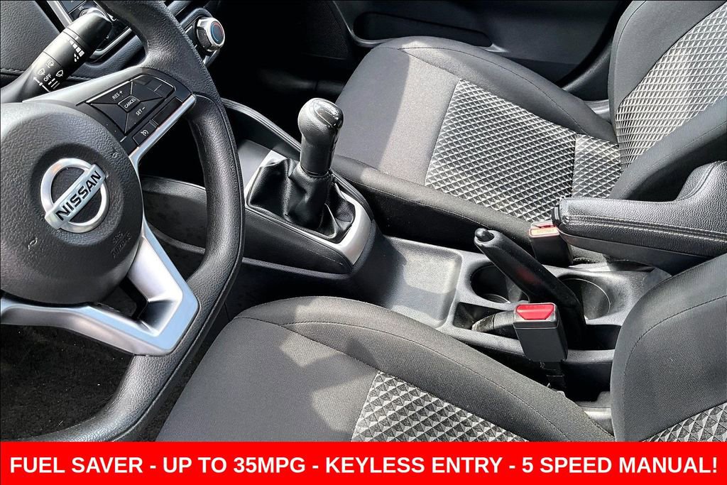 Certified 2022 Nissan Versa S FWD image 17