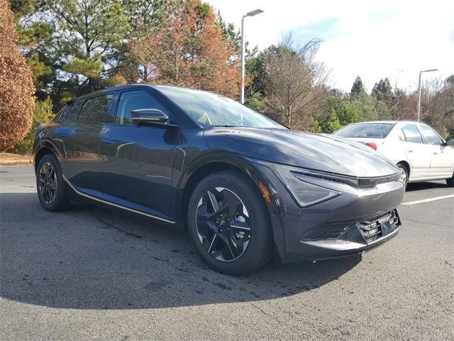 New 2025 Kia EV6 Wind image 3