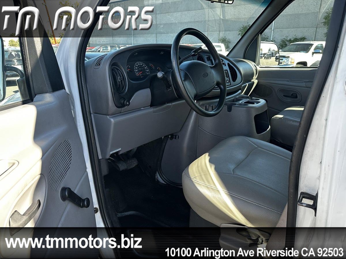 Used 2000 Ford E-350 and Econoline 350 Super Duty image 6