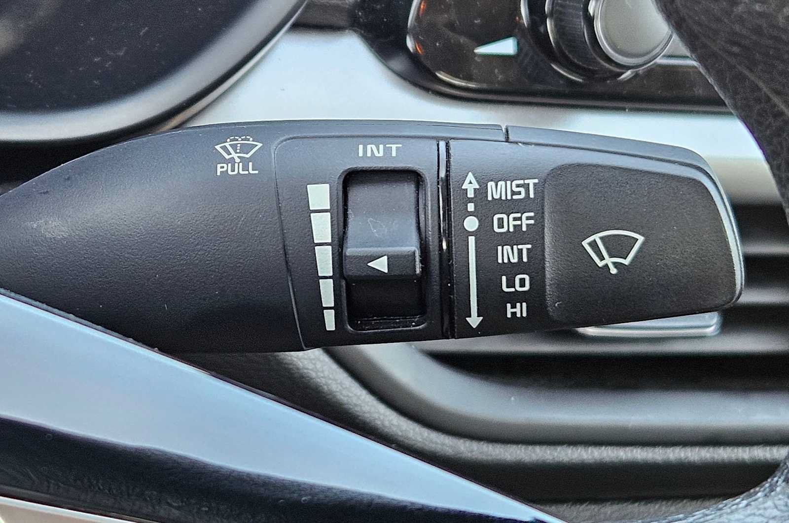 Used 2024 Kia Forte LXS FWD image 24