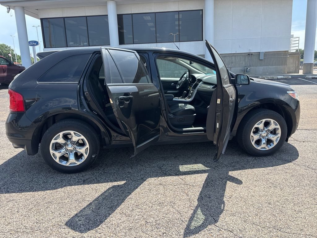 Used 2014 Ford Edge SEL w/ Equipment Group 205A FWD image 9