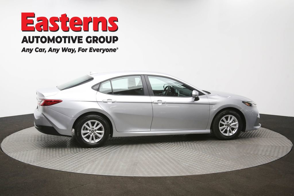 Used 2025 Toyota Camry LE image 46