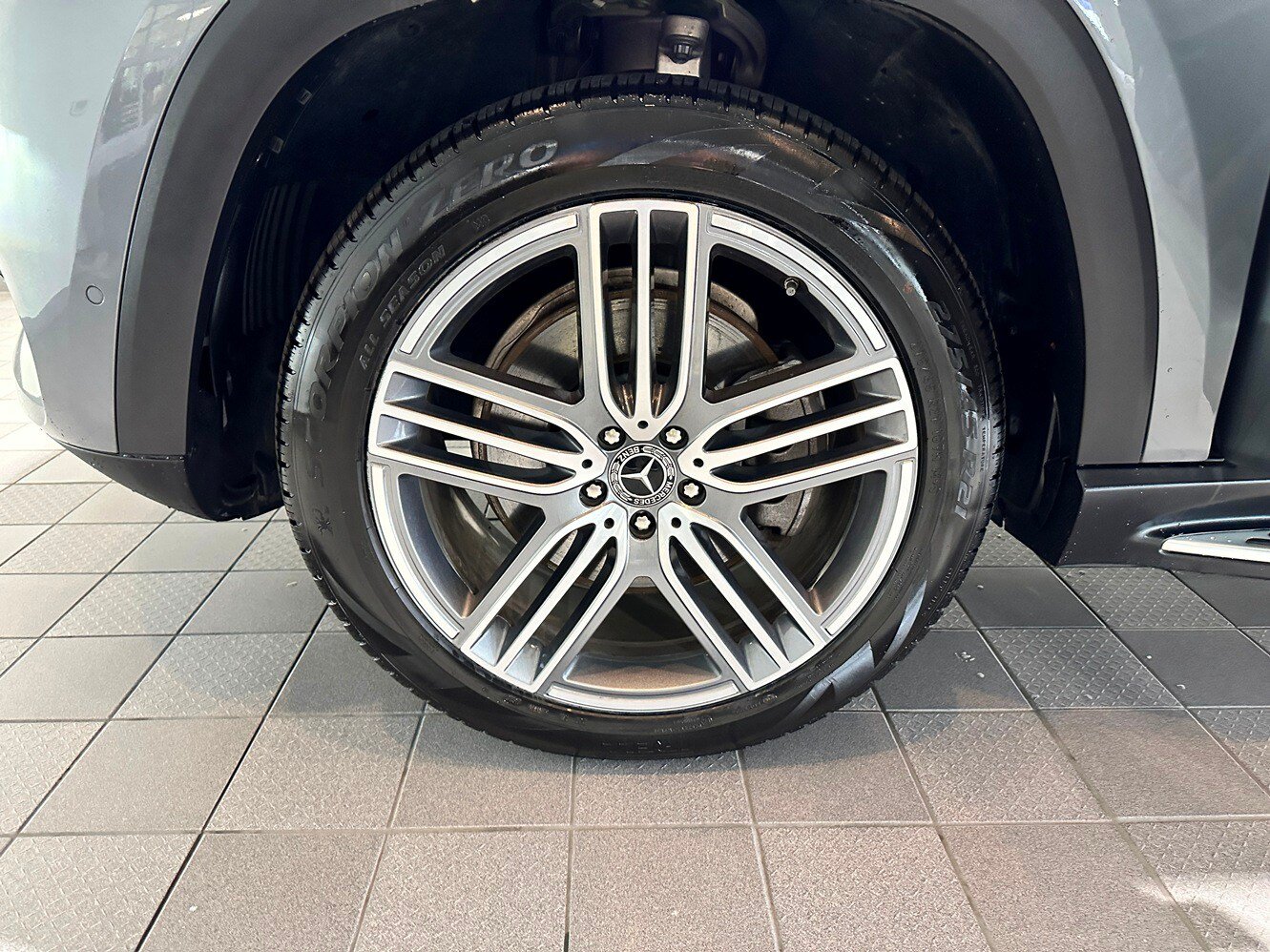 Certified 2023 Mercedes-Benz GLS 450 4MATIC image 47