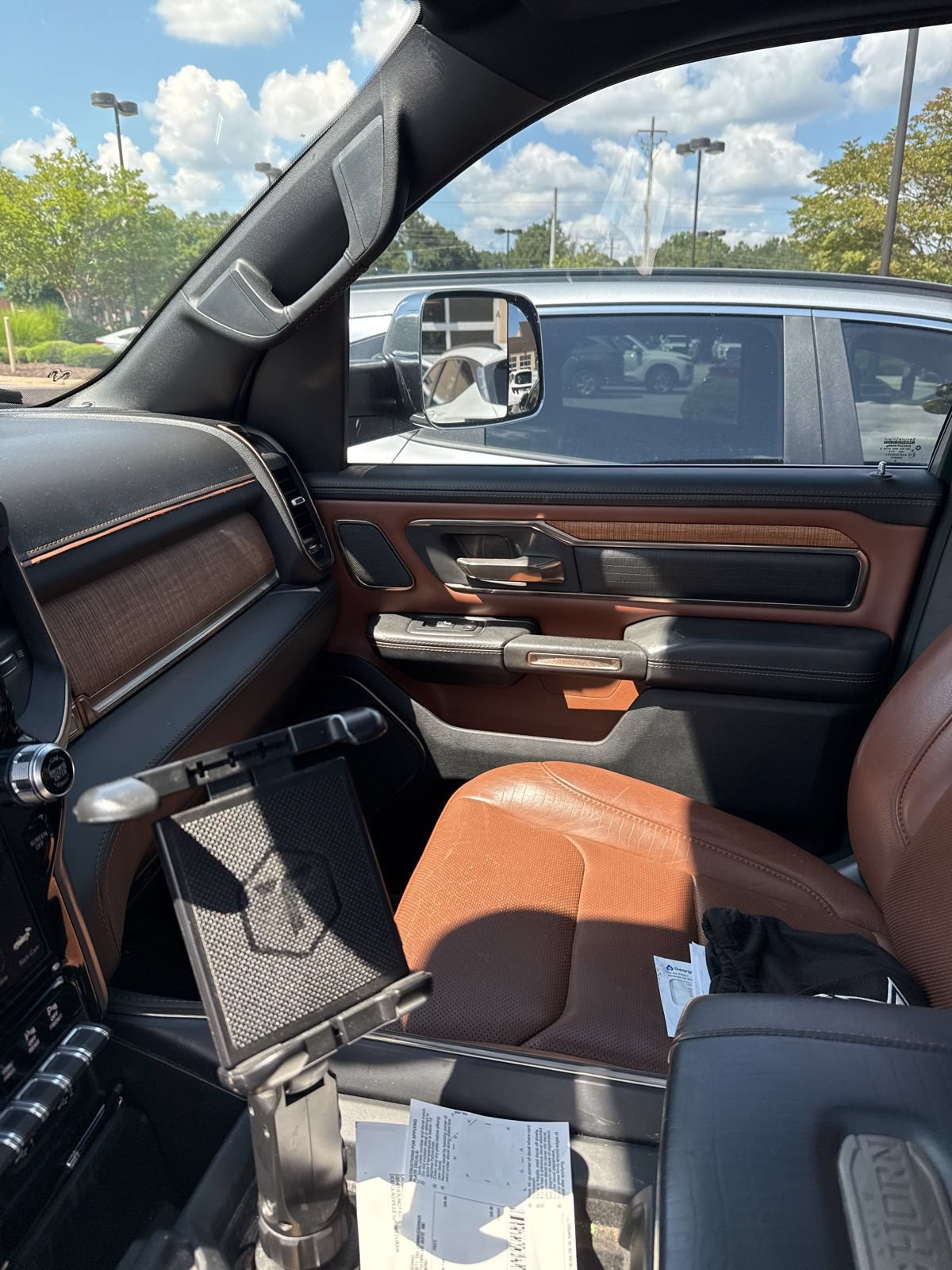 Used 2019 RAM 1500 Limited AWD/4WD image 11