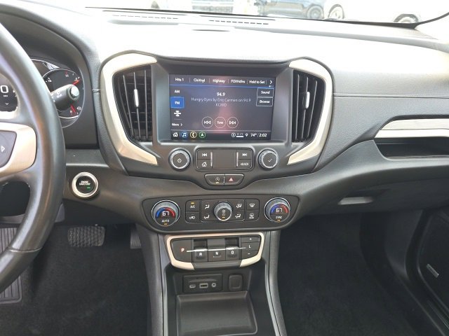 Used 2022 GMC Terrain Denali w/ Denali Premium Package image 19