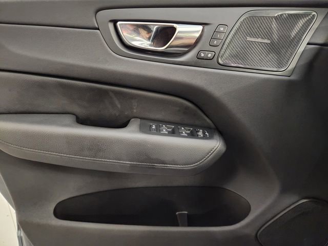 Used 2020 Volvo XC60 T5 Inscription w/ Protection Package Premier image 24