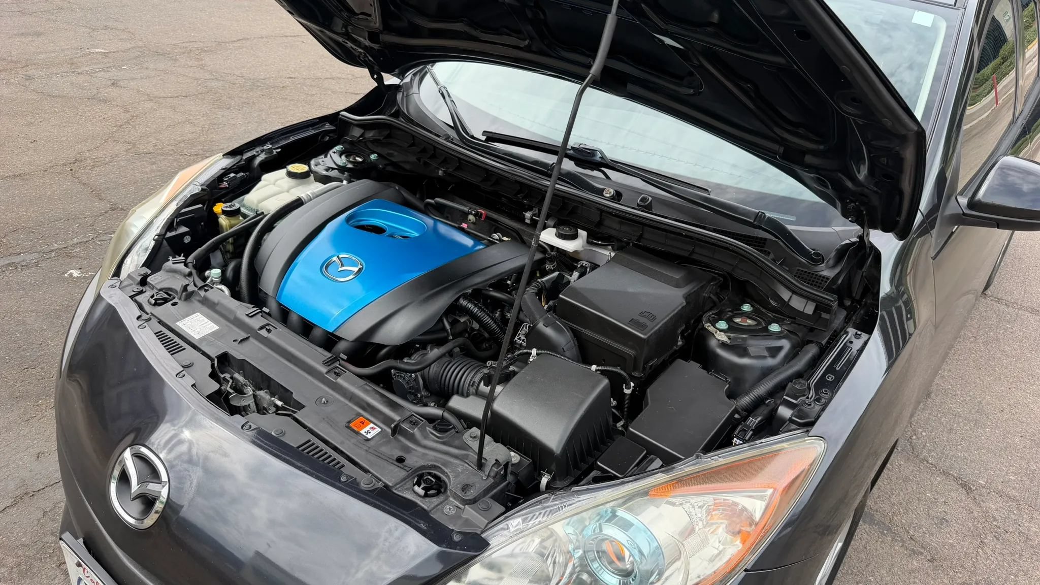 Used 2012 MAZDA MAZDA3 i Touring FWD image 29