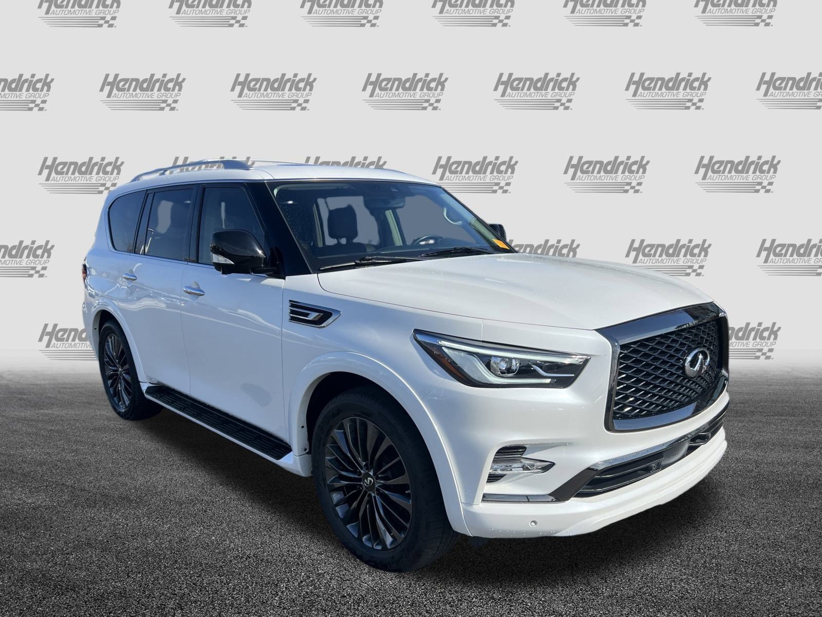 Used 2021 INFINITI QX80 Premium Select w/ Cargo Package image 2
