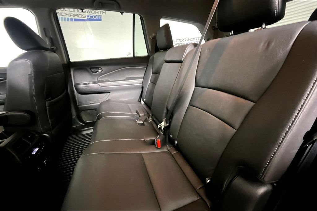 Used 2022 Honda Pilot Touring image 21