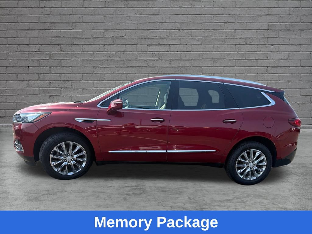 Used 2020 Buick Enclave Premium w/ Sun and Sites Package AWD/4WD image 5