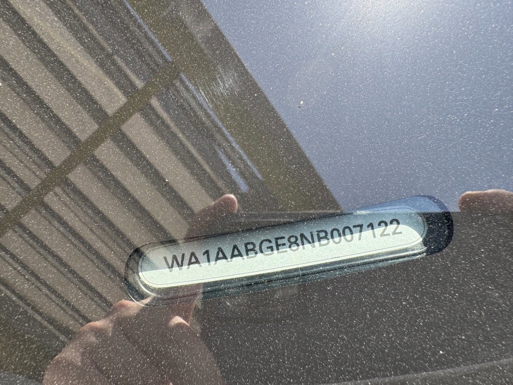 Used 2022 Audi e-tron Premium AWD/4WD image 50