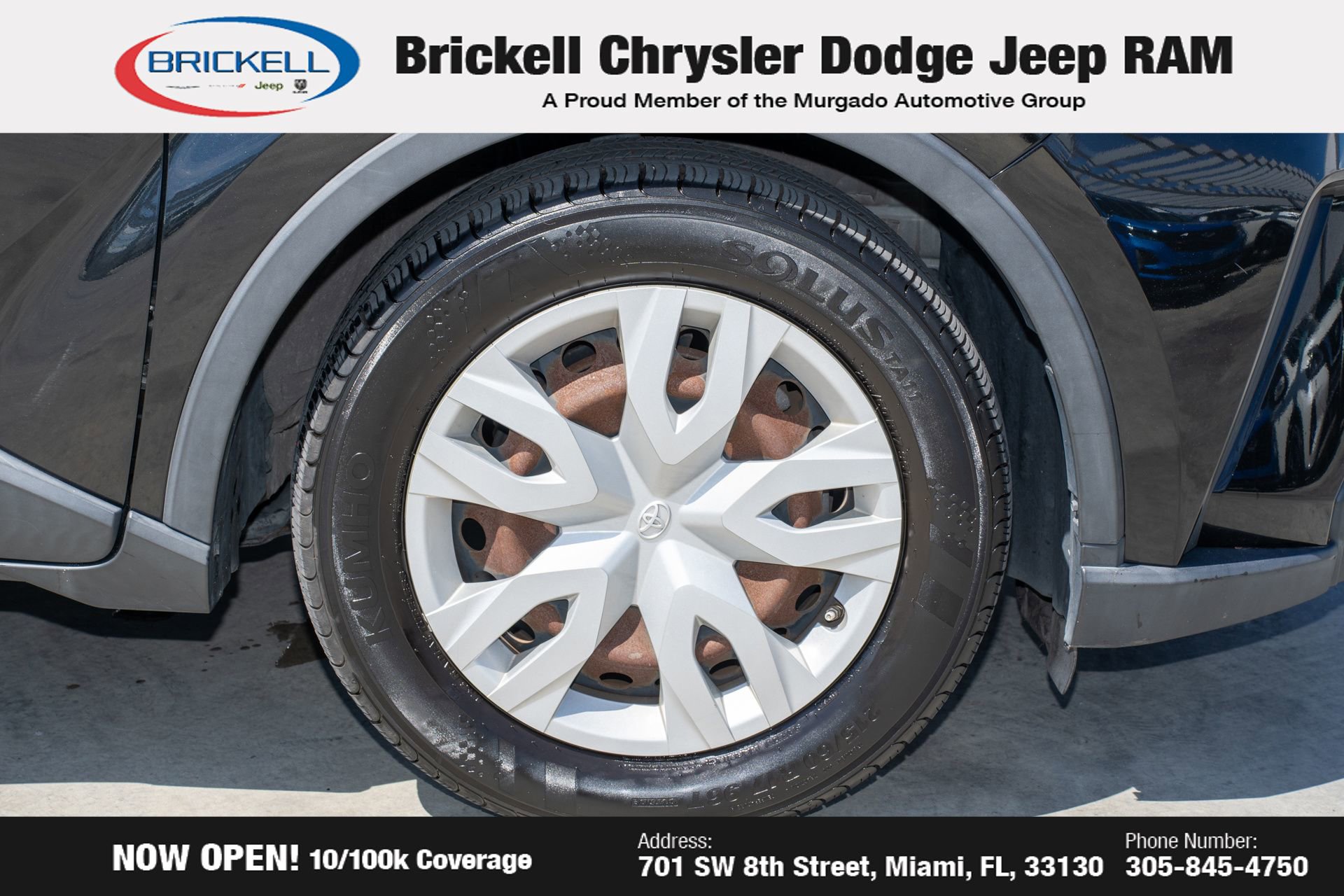 Used 2020 Toyota C-HR LE image 39