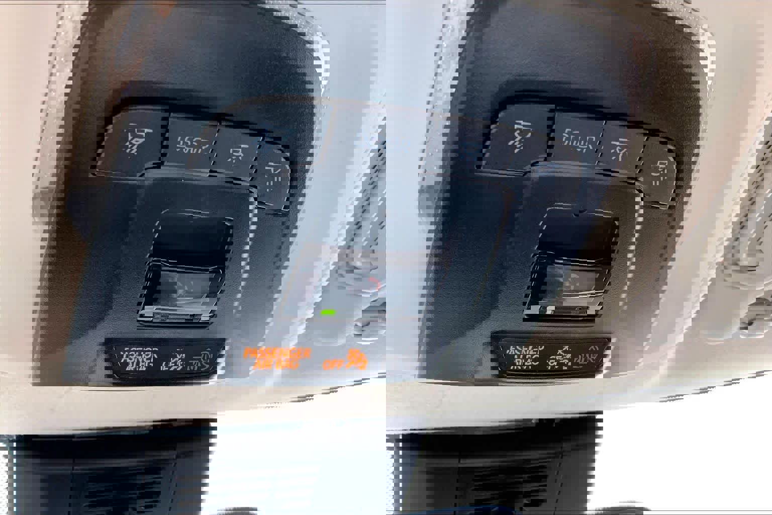 Used 2024 Toyota Corolla LE image 33