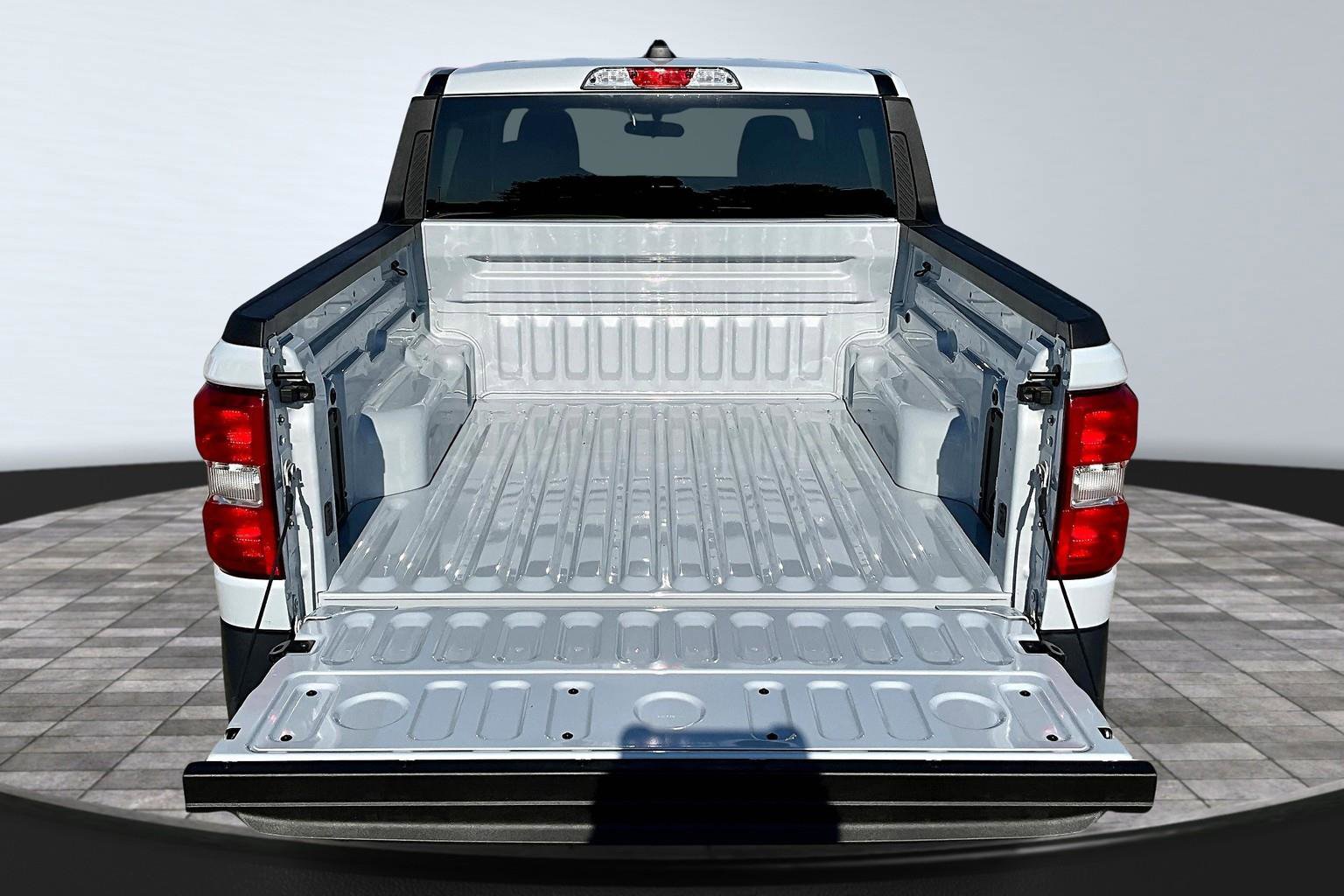 New 2025 Ford Maverick XL w/ 4K Tow Package image 7