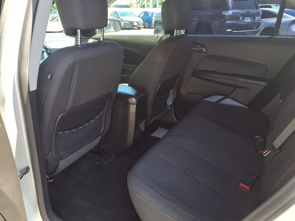 Used 2015 Chevrolet Equinox LS FWD image 17