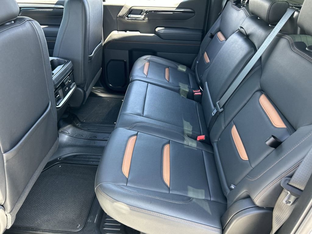Used 2024 GMC Sierra 1500 AT4 AWD/4WD image 25