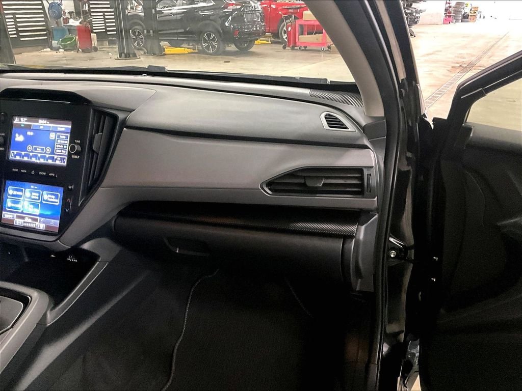 Used 2024 Subaru Crosstrek 2.0i AWD/4WD image 13