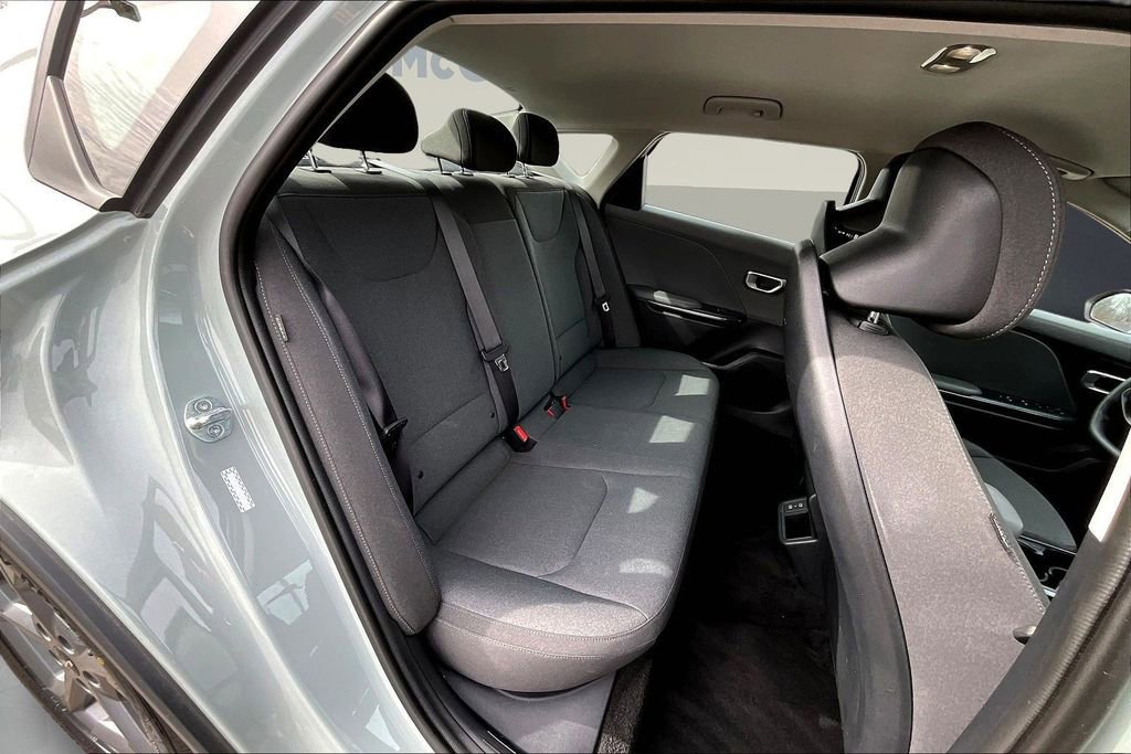 Used 2025 Kia K4 LXS image 22