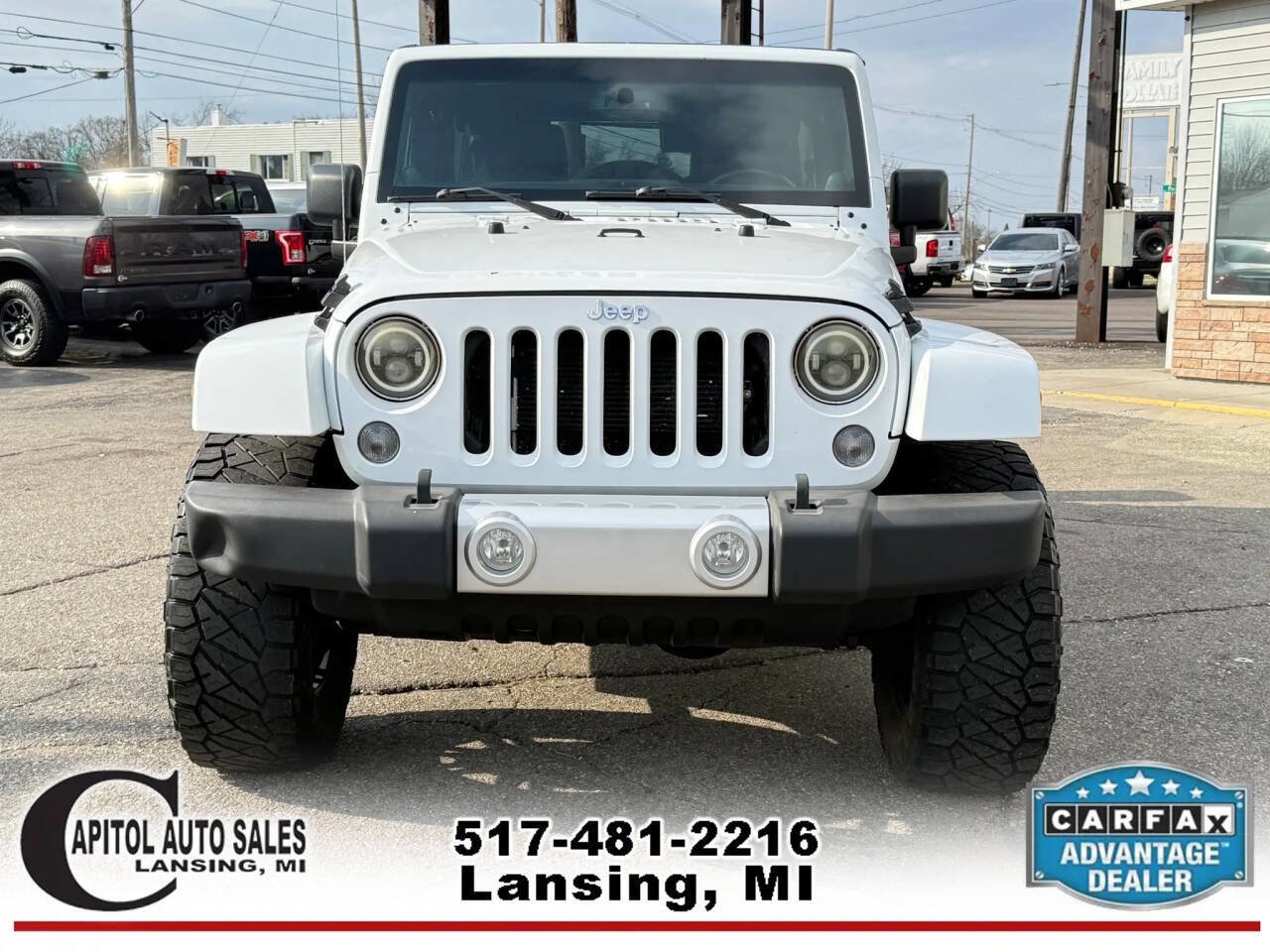 Used 2014 Jeep Wrangler Unlimited Sahara w/ Dual Top Group image 3
