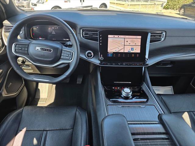 Certified 2024 Jeep Wagoneer L Series II RWD image 18