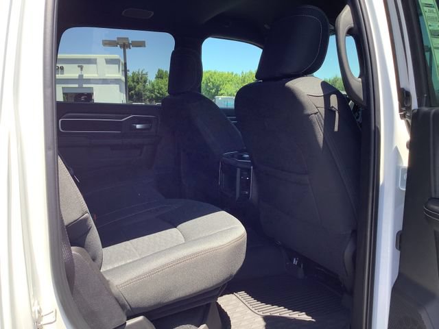 New 2026 RAM 3500 Big Horn AWD/4WD image 36