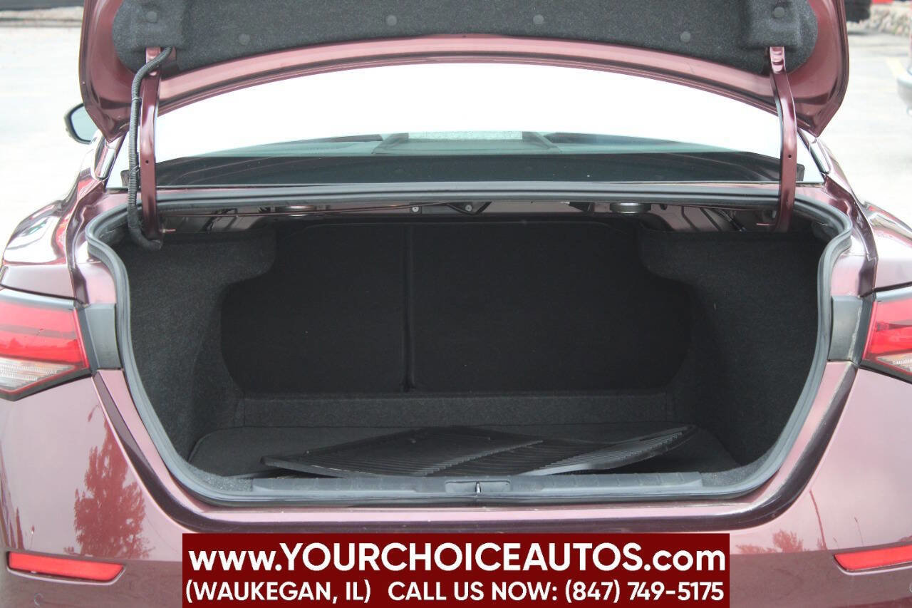 Used 2020 Nissan Sentra SV image 11