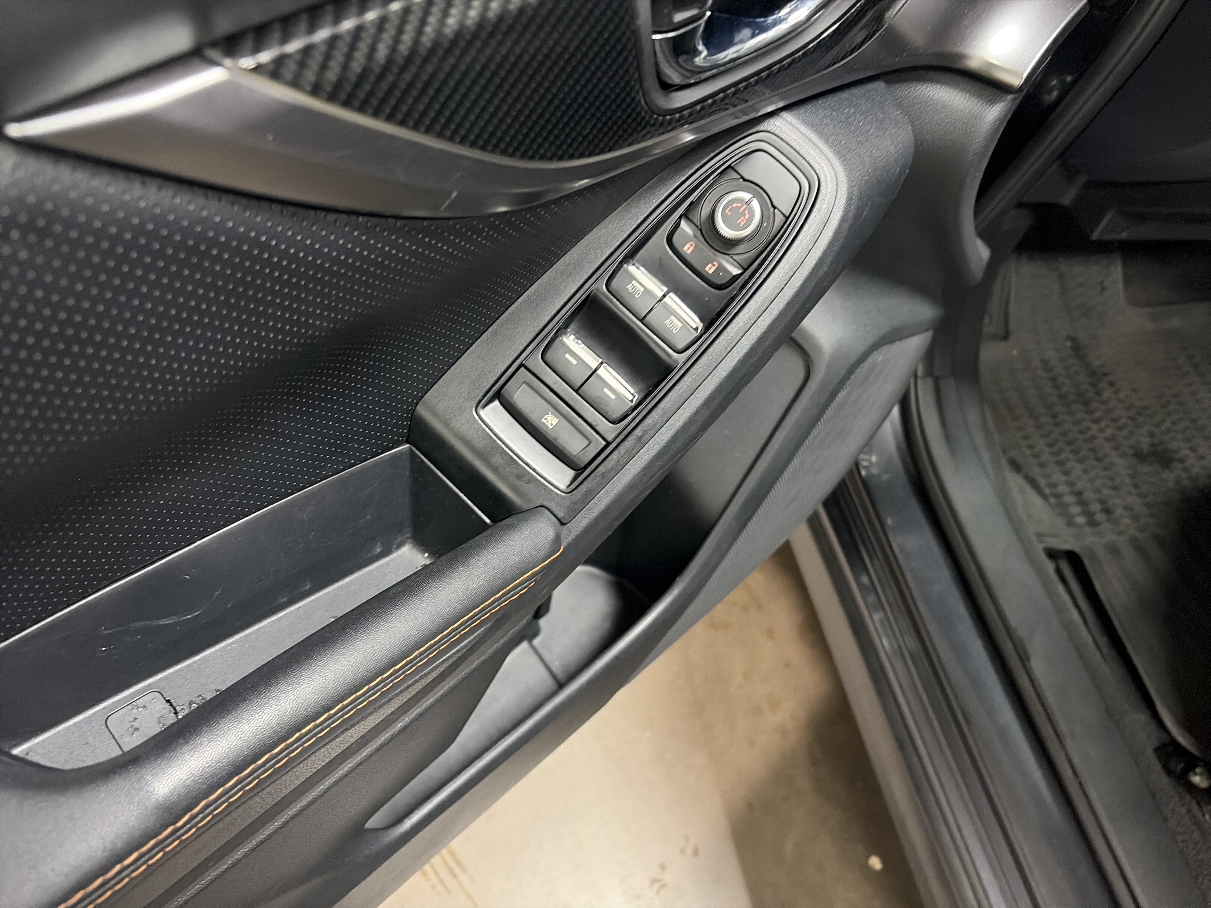 Used 2019 Subaru Crosstrek 2.0i Limited w/ Moonroof Package AWD/4WD image 26