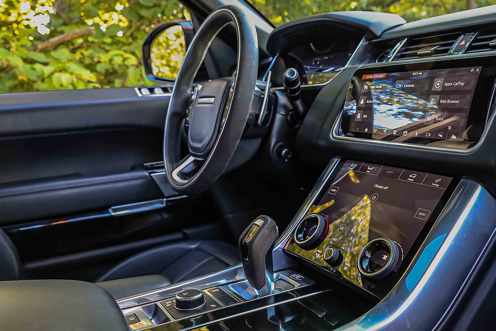 Used 2022 Land Rover Range Rover Sport HST image 25