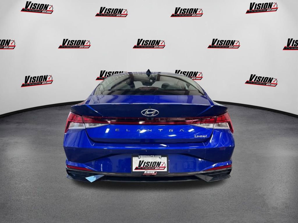 Used 2021 Hyundai Elantra Limited image 6