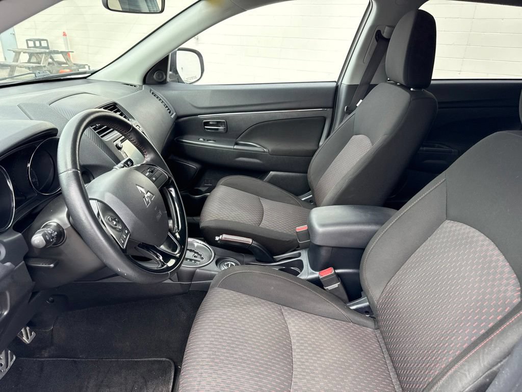 Used 2017 Mitsubishi Outlander Sport ES AWD/4WD image 18