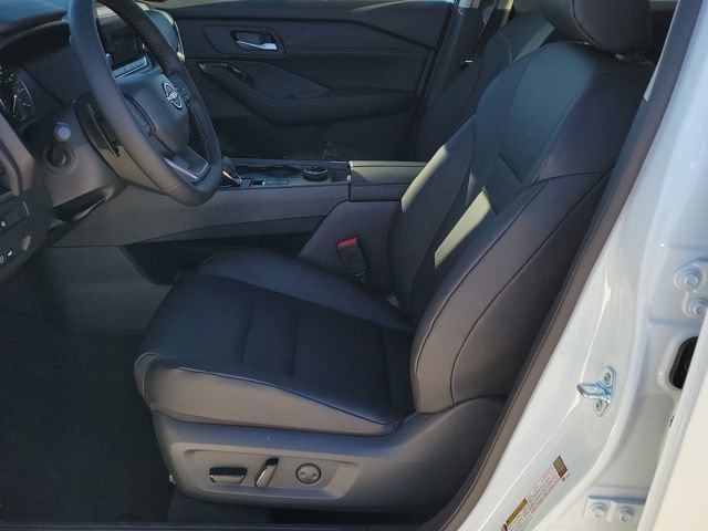 New 2026 Nissan Rogue SV image 6