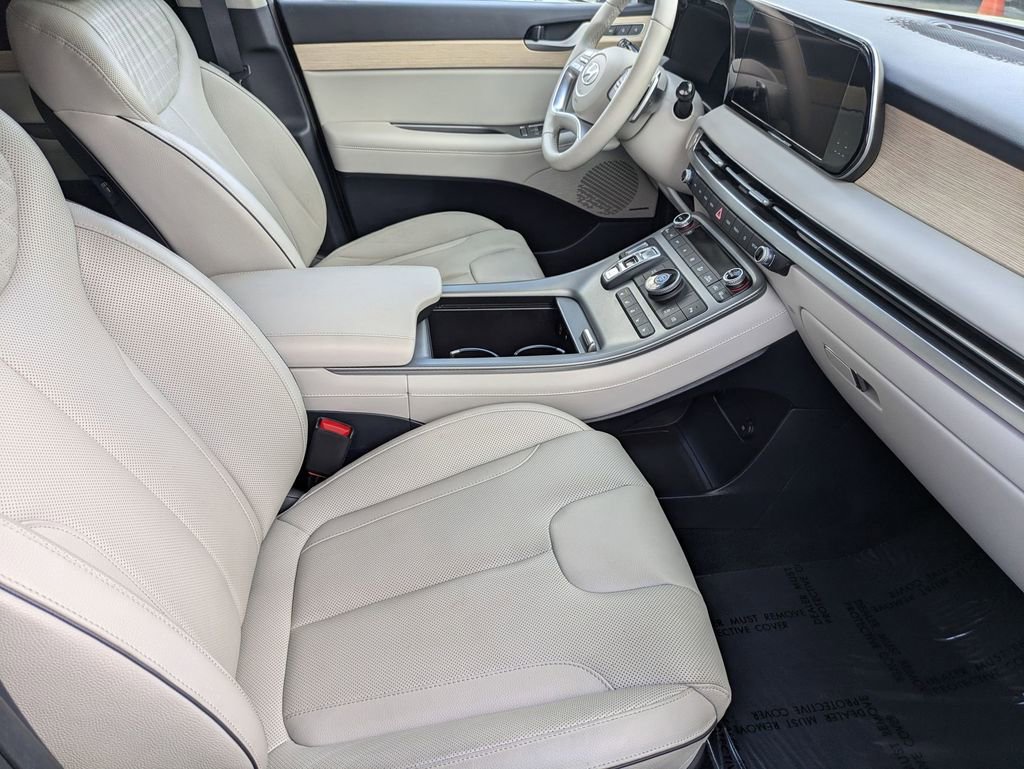 Used 2025 Hyundai Palisade Limited image 30