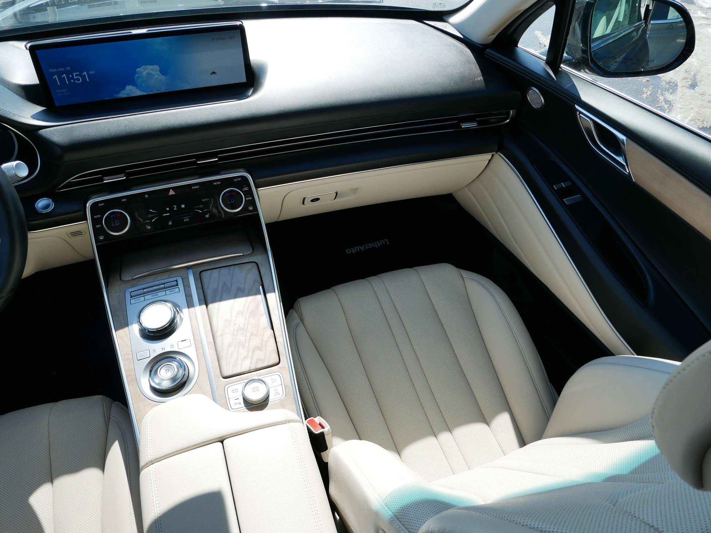 Used 2024 Genesis GV80 2.5T image 11