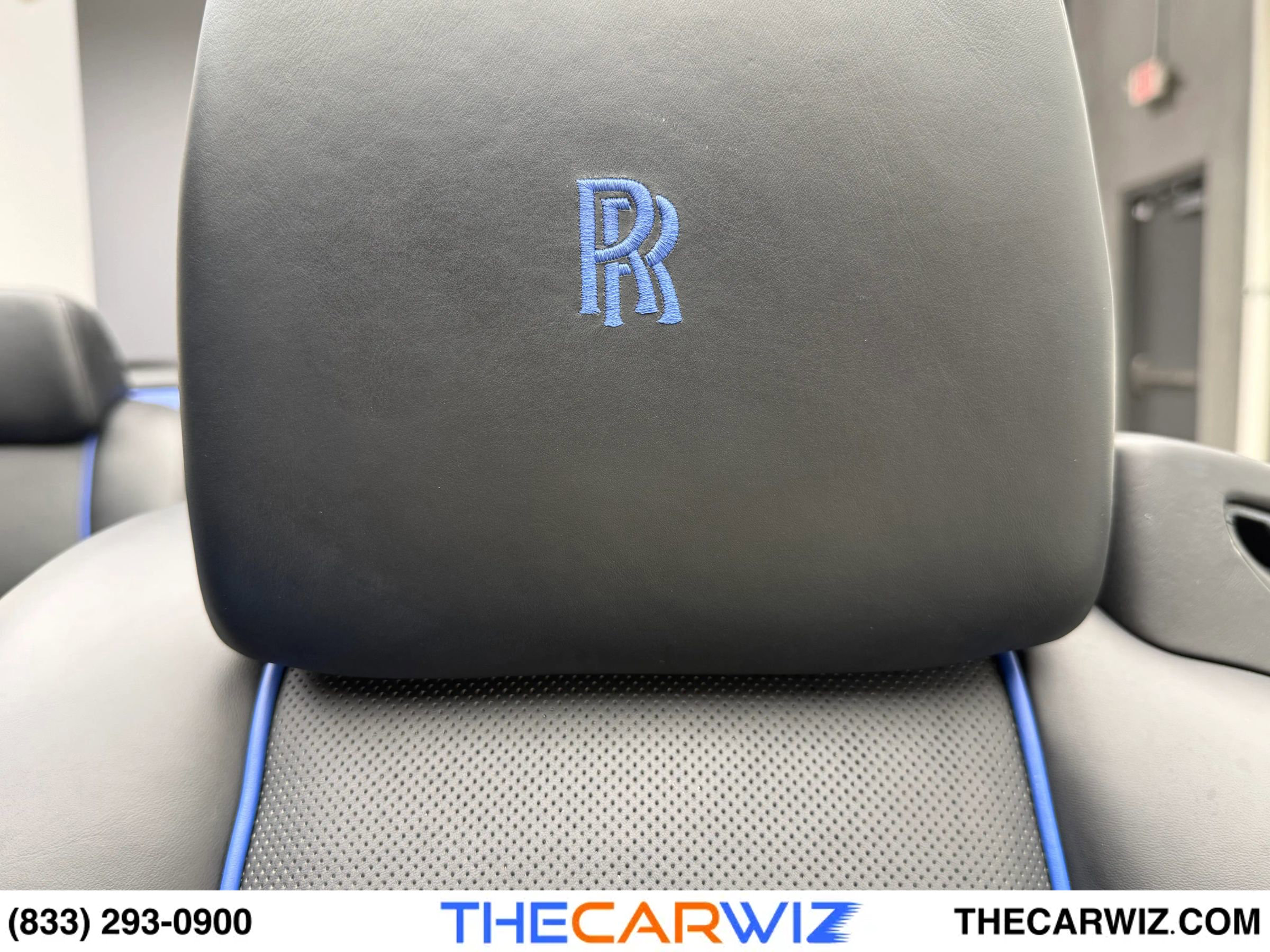 Used 2019 Rolls-Royce Dawn image 36