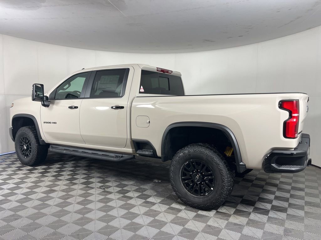 New 2026 Chevrolet Silverado 2500 ZR2 w/ LPO, Dark Essentials Package AWD/4WD image 11