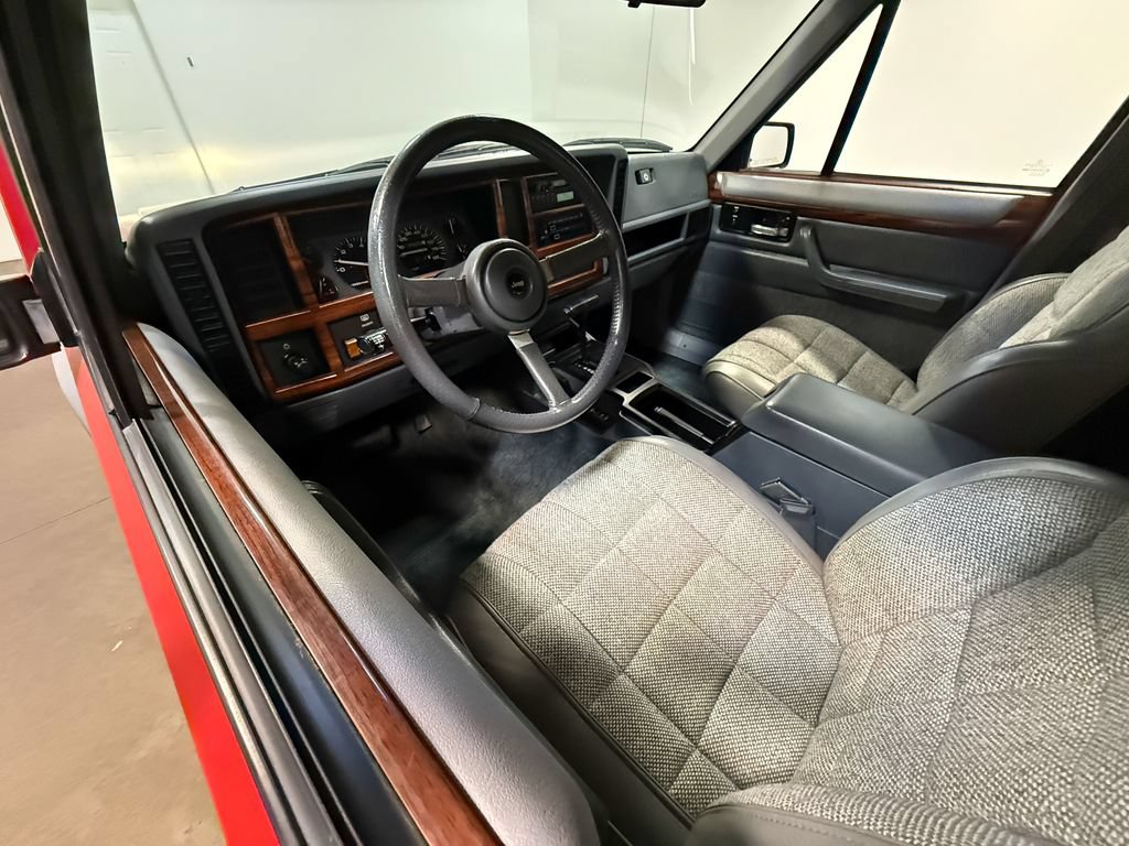 Used 1994 Jeep Cherokee Country AWD/4WD image 2