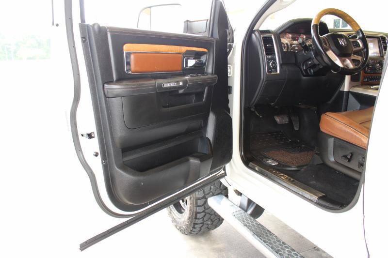Used 2018 RAM 2500 Longhorn w/ Convenience Group AWD/4WD image 36