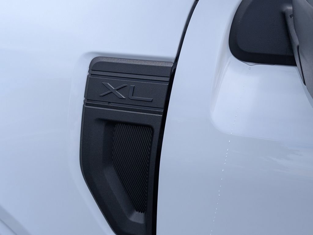 New 2026 Ford Maverick XL FWD image 17