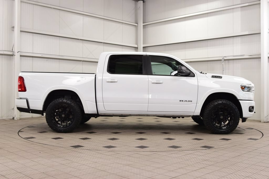 Used 2025 RAM 1500 Big Horn AWD/4WD image 8